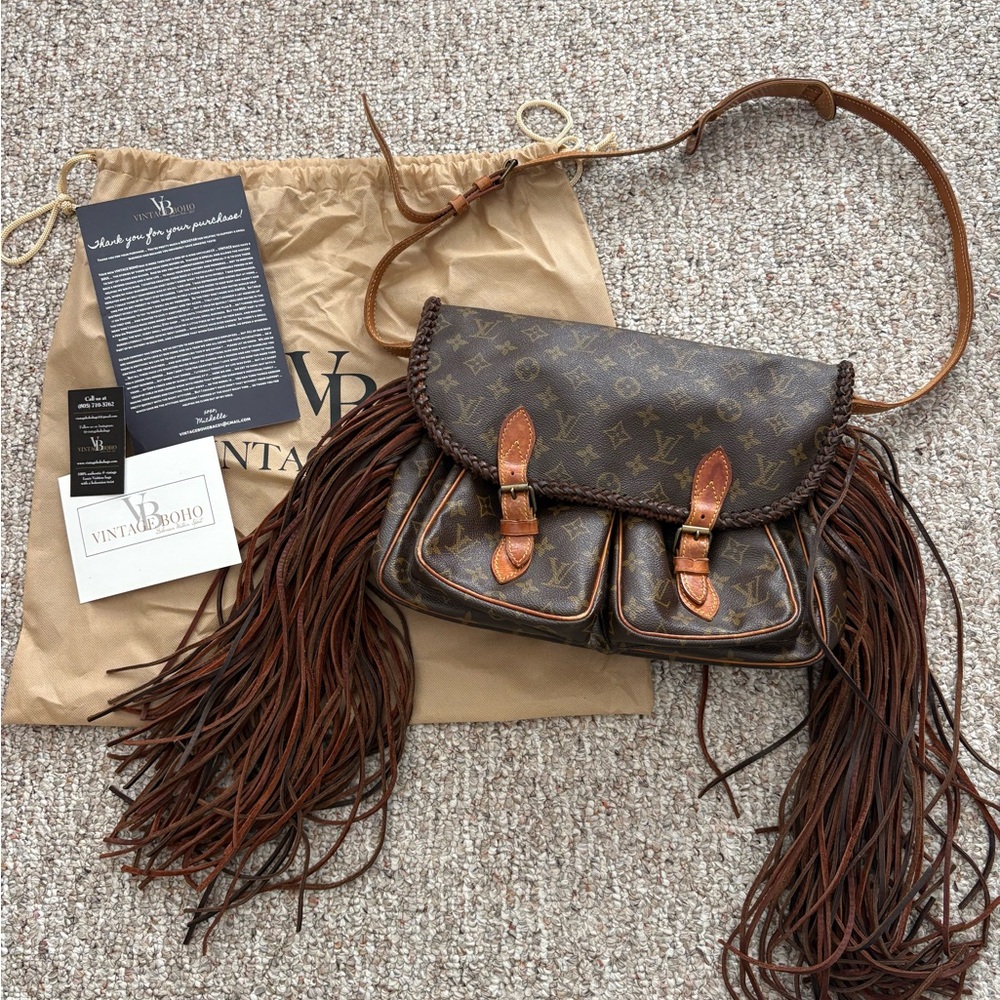 VINTAGE BOHO BAGS | Louis Vuitton Leather Fringe Satchel